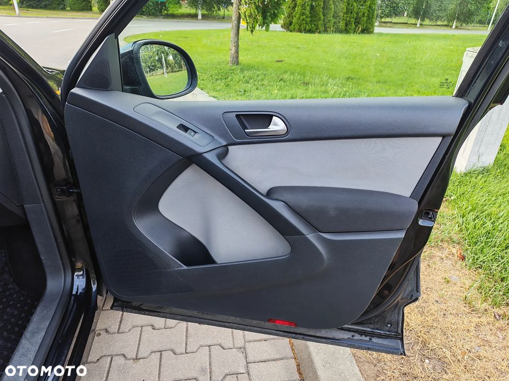 Volkswagen Tiguan 2.0 TDI DPF Trend & Fun - 11