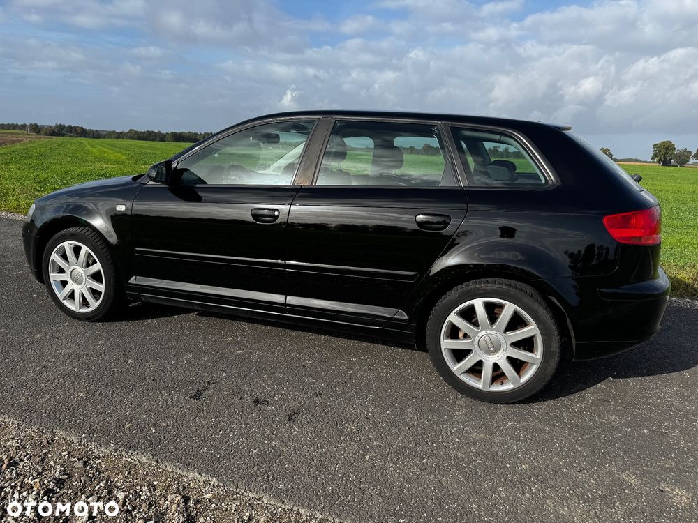 Audi A3 Sportback - 8
