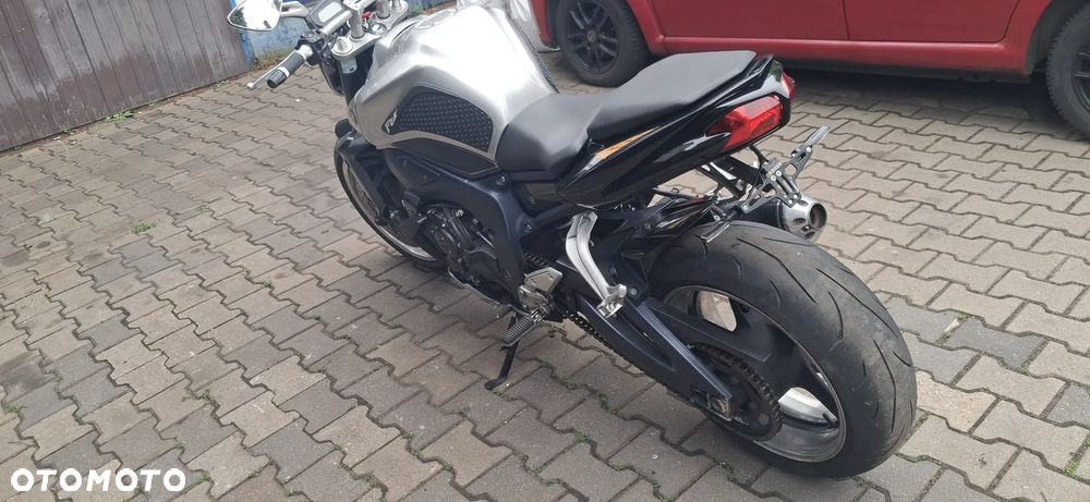 Yamaha FZ - 6