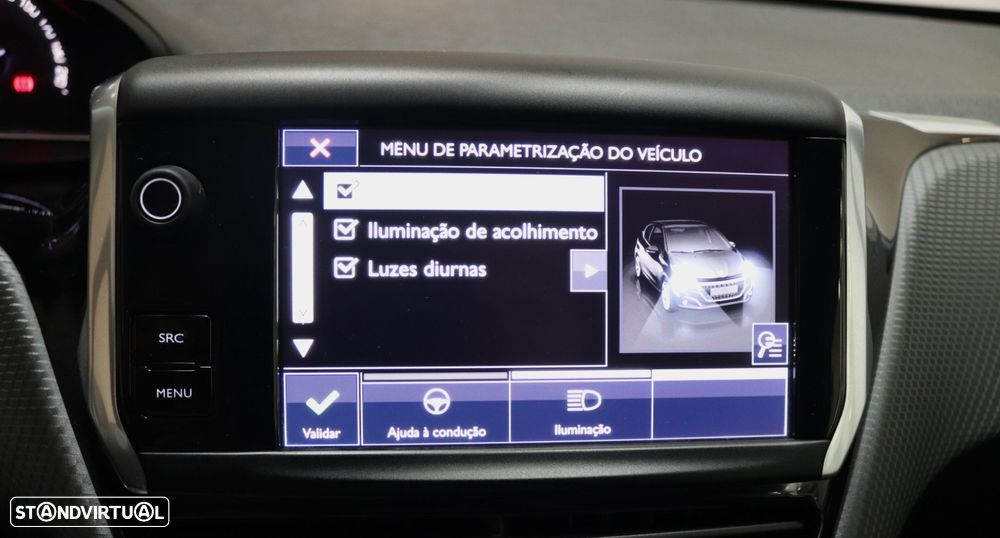 Peugeot 208 1.2 PureTech GT Line - 29