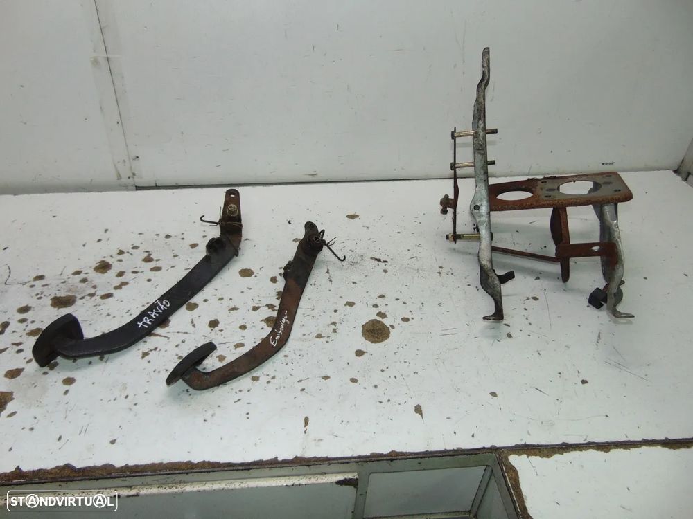 Toyota hiace estrutura/Pedais - 1