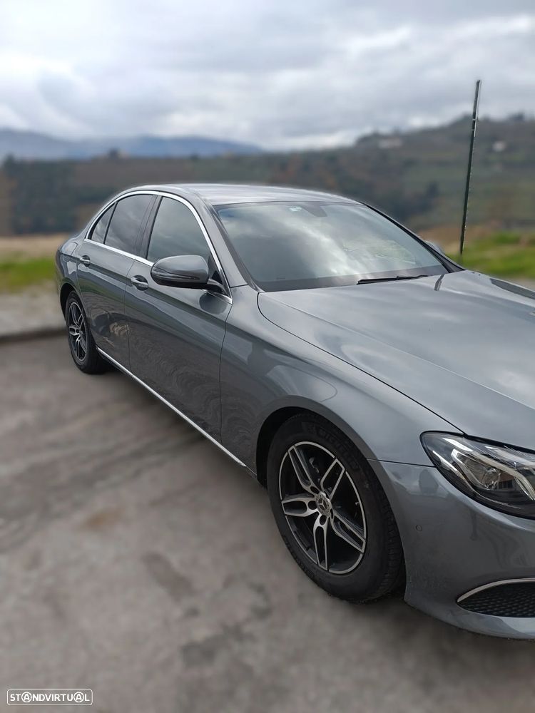 Mercedes-Benz E 220 d Avantgarde+ - 5