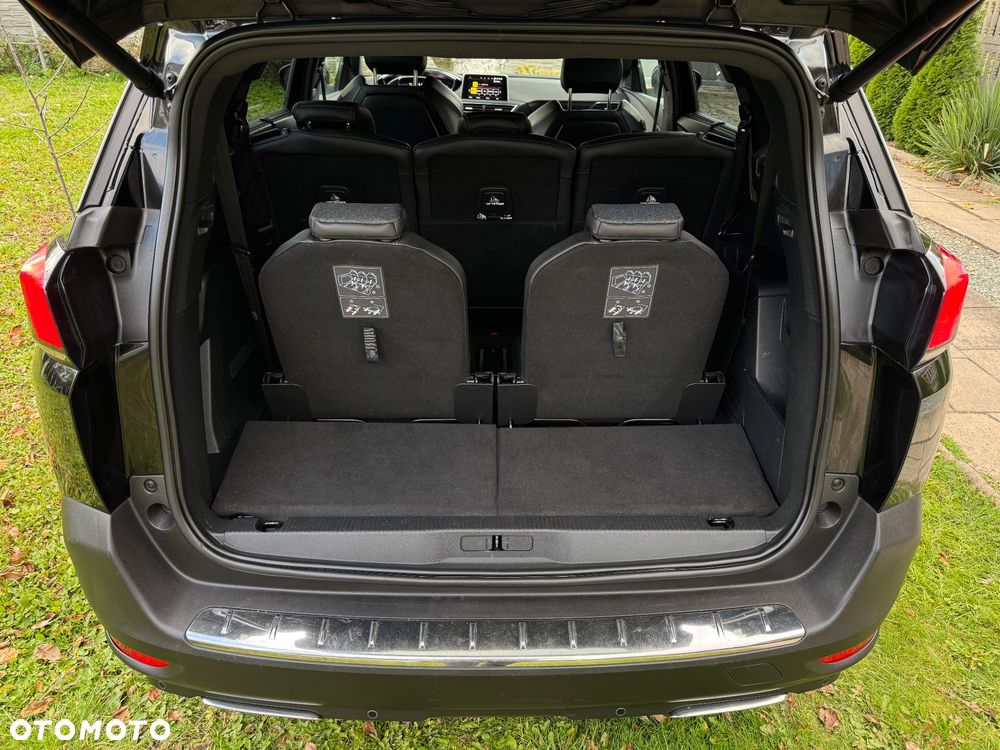 Peugeot 5008 THP 165 EAT6 Allure - 17