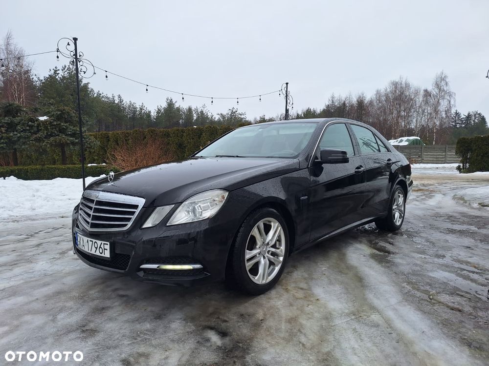Mercedes-Benz Klasa E 200 CDI DPF BlueEFFICIENCY Automatik Avantgarde - 2