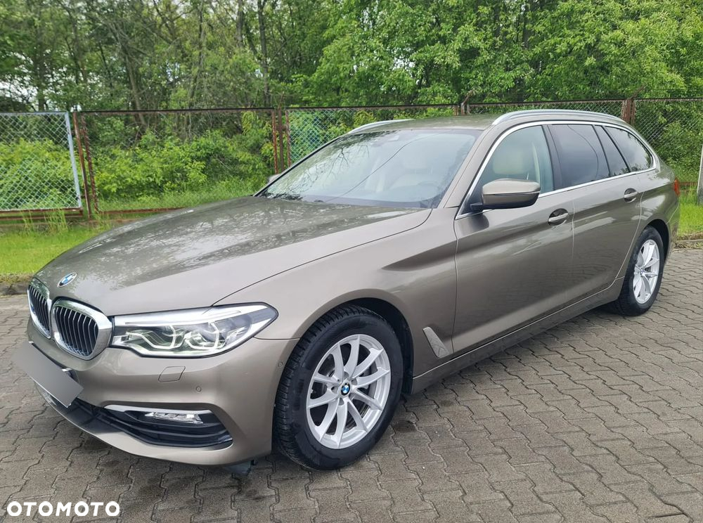 BMW Seria 5 520d xDrive Luxury Line sport - 35