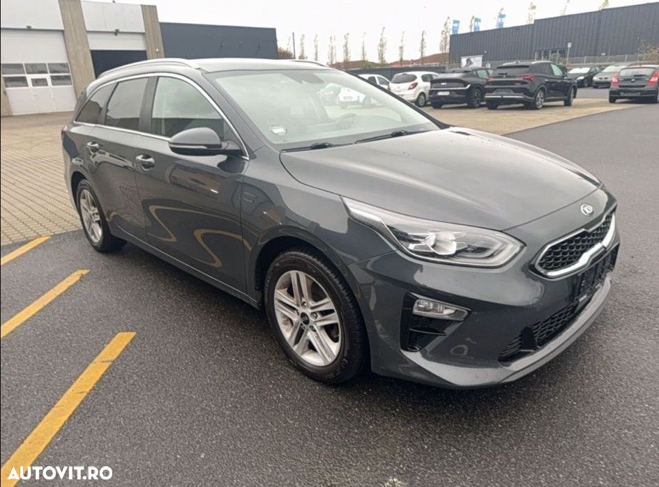 Kia Ceed 1.6 CRDi Eco-Dynamics+ (48V Mild-Hybrid) DCT7 GT Line - 2