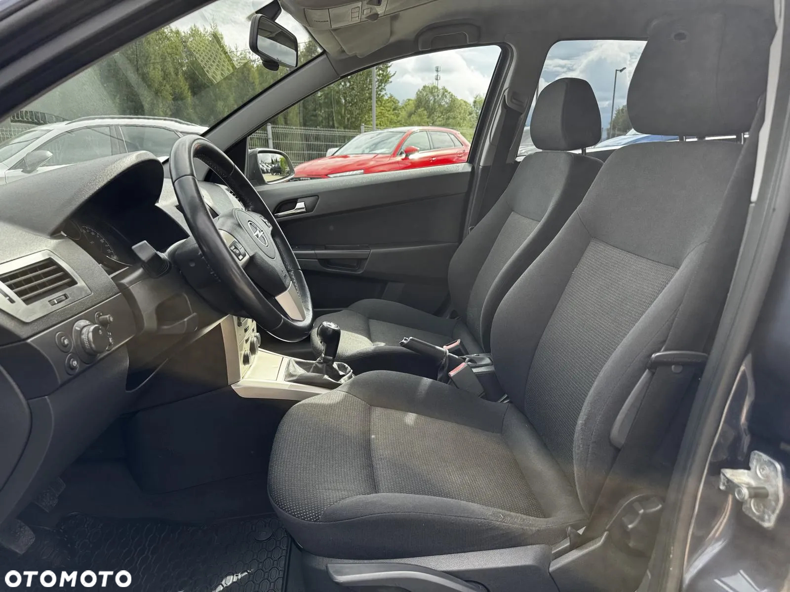 Opel Astra III 1.3 CDTI Essentia - 12