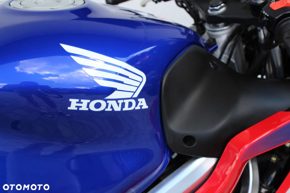 Honda CBR - 29