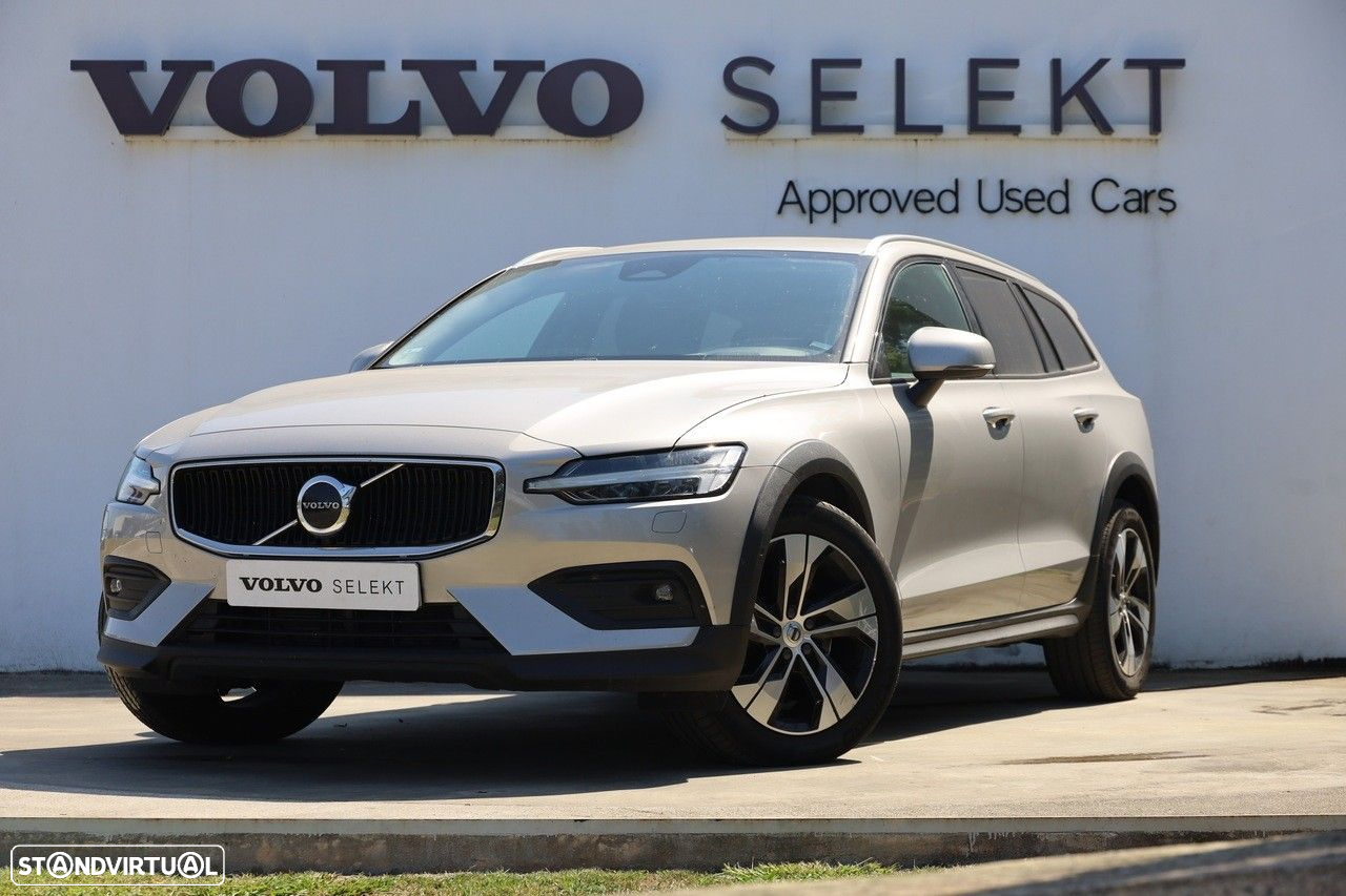 Volvo V60 Cross Country 2.0 B4 Geartronic - 28