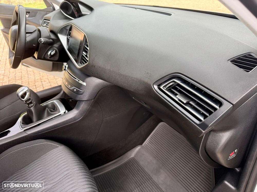 Peugeot 308 SW 1.6 BlueHDi Allure J17 - 27