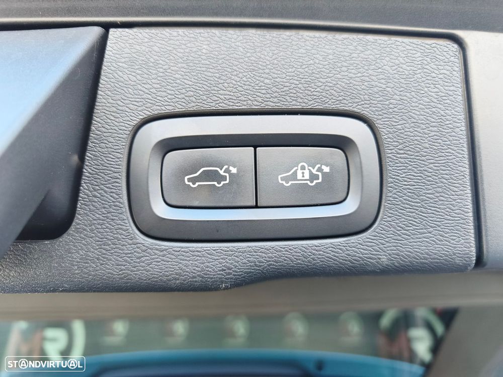 Volvo XC 60 2.0 D4 Inscription Geartronic - 43