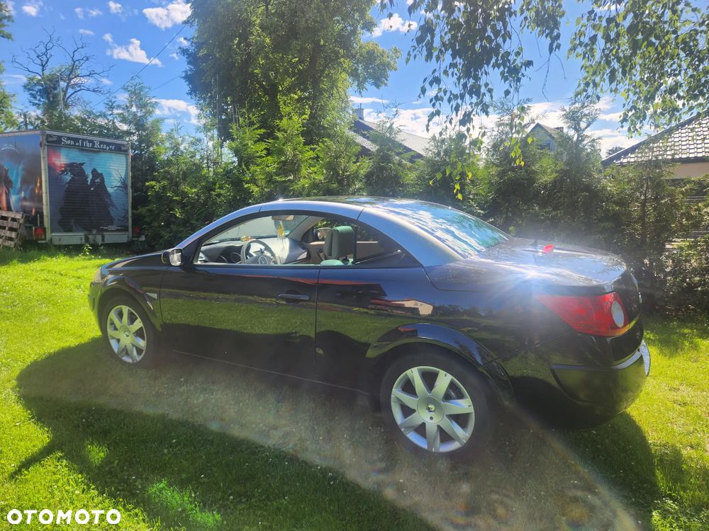 Renault Megane 2.0 16V Expression - 13