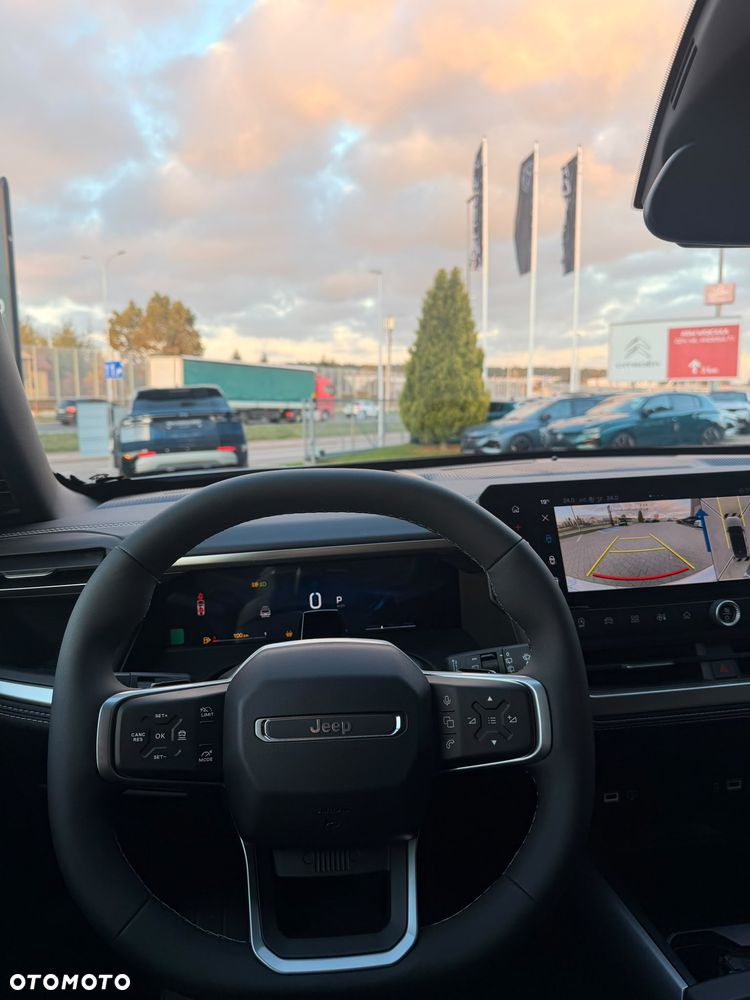 Jeep Compass - 14