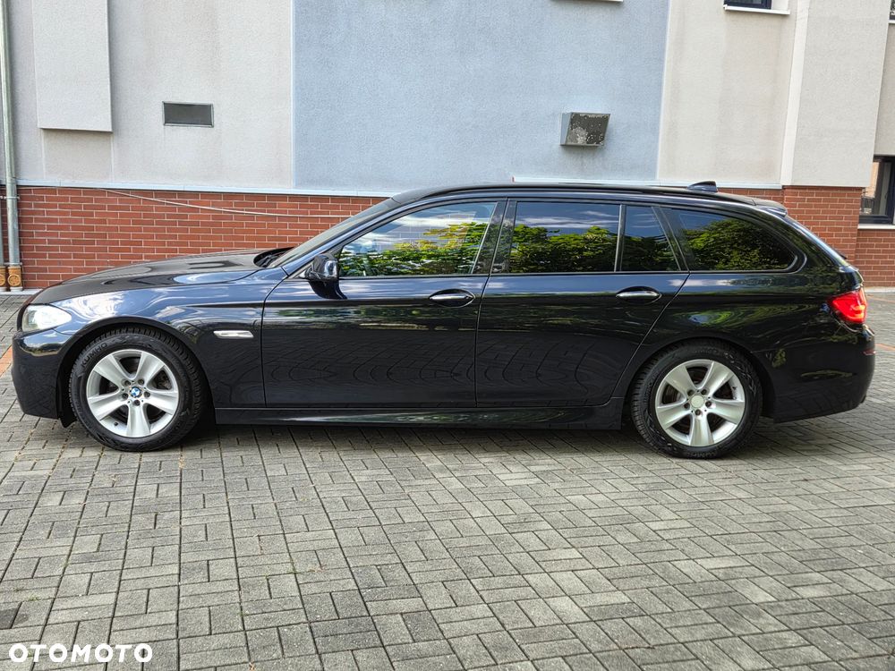 BMW Seria 5 520d Sport-Aut - 2