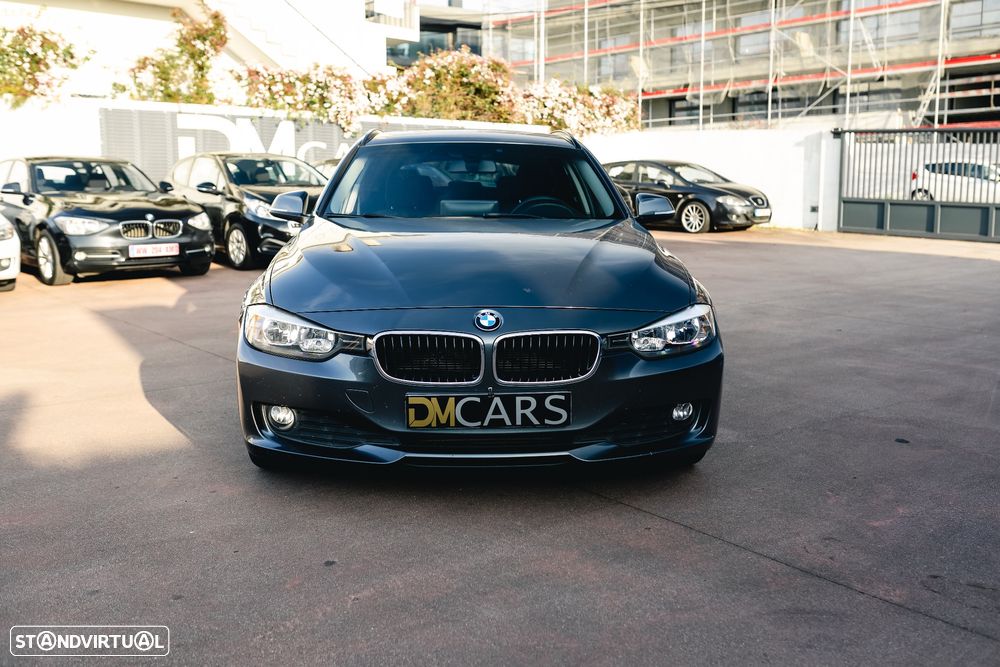 BMW 318 d Aut. Blue Performance Sport Line - 2