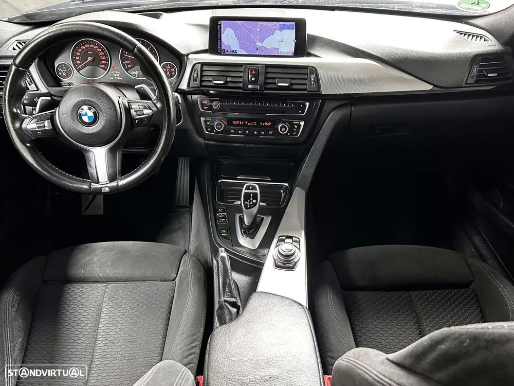 BMW 320 d Touring Auto Pack M - 30