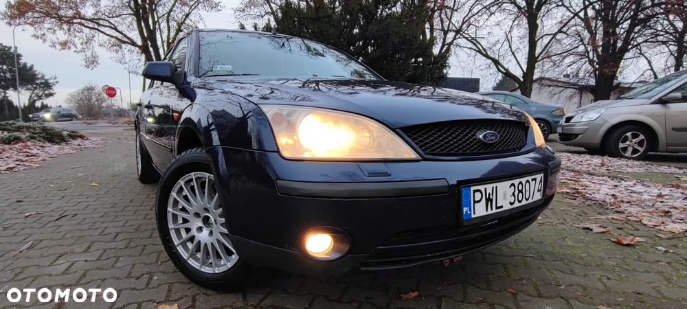 Ford Mondeo 2.5 V6 Sport - 2