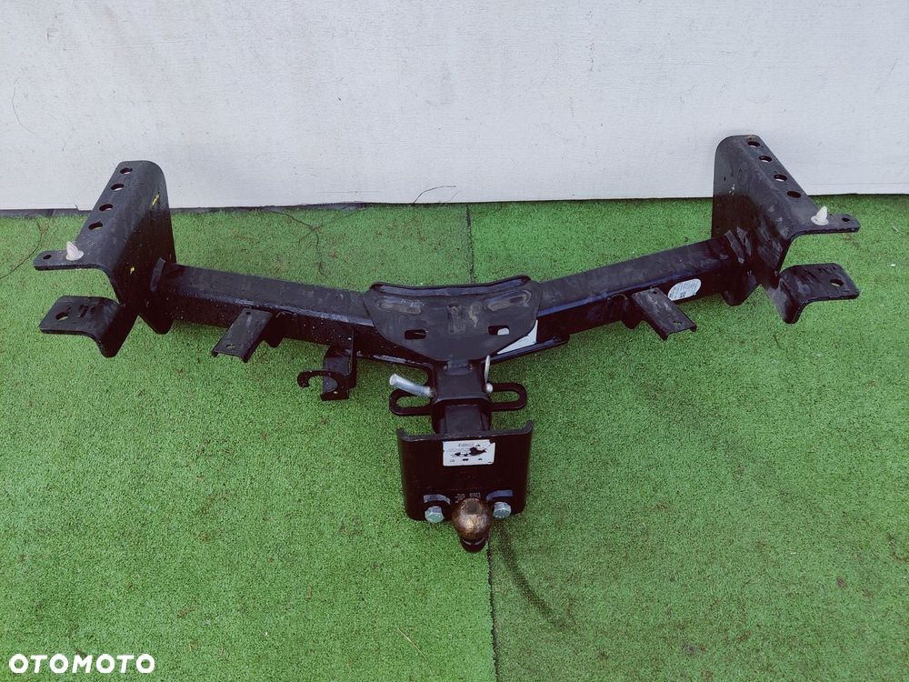 Hak holowniczy VW Amarok 2 - 2