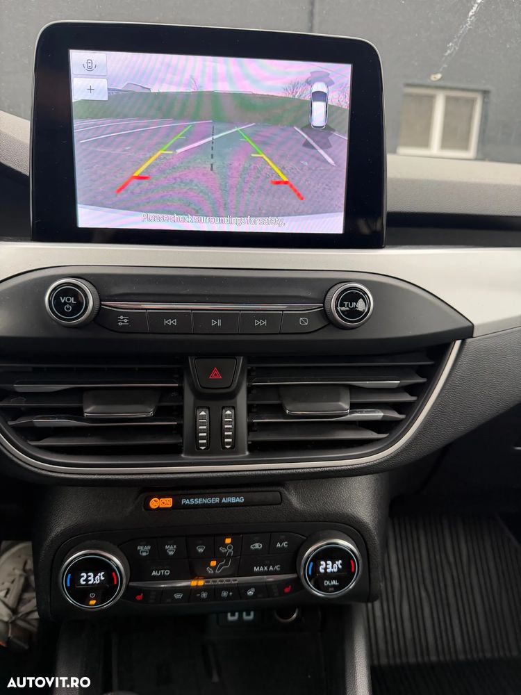 Ford Focus 1.5 EcoBlue Titanium Business - 6