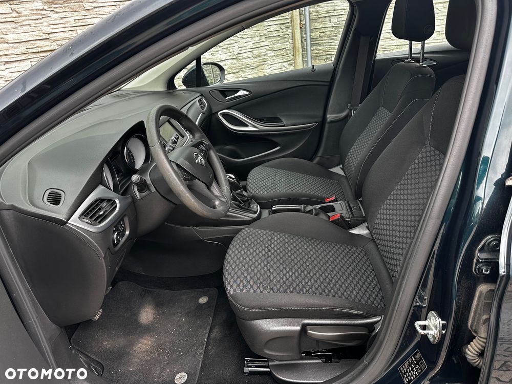 Opel Astra 1.4 Turbo Edition - 4