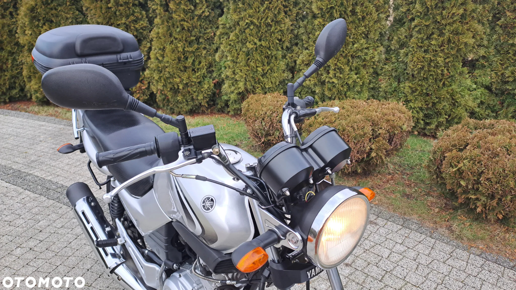 Yamaha YBR - 6