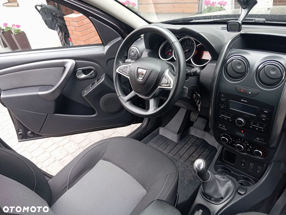 Dacia Duster 1.6 SCe Laureate S&S - 25