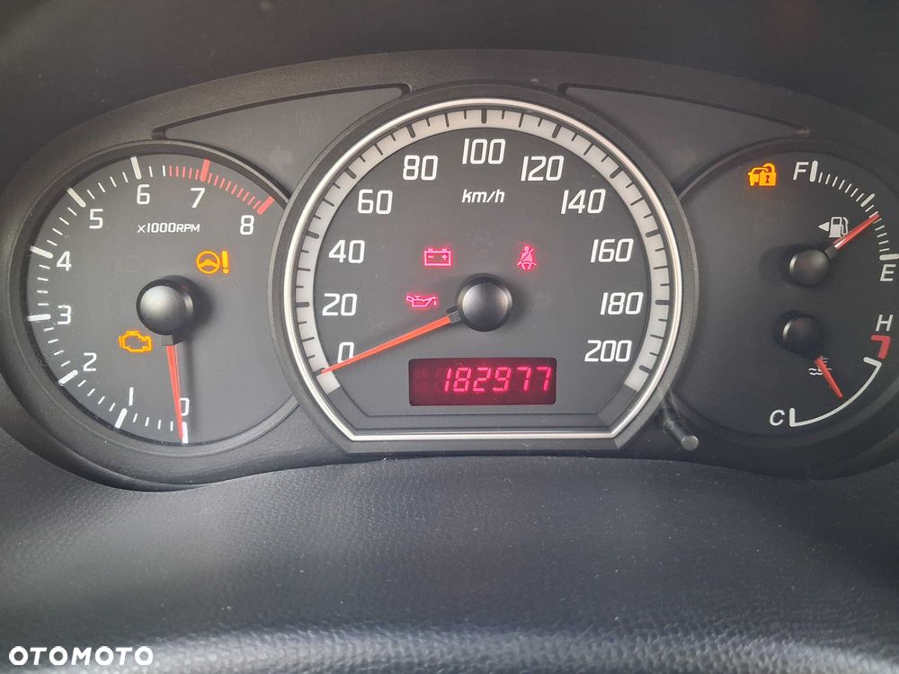Suzuki Swift - 5