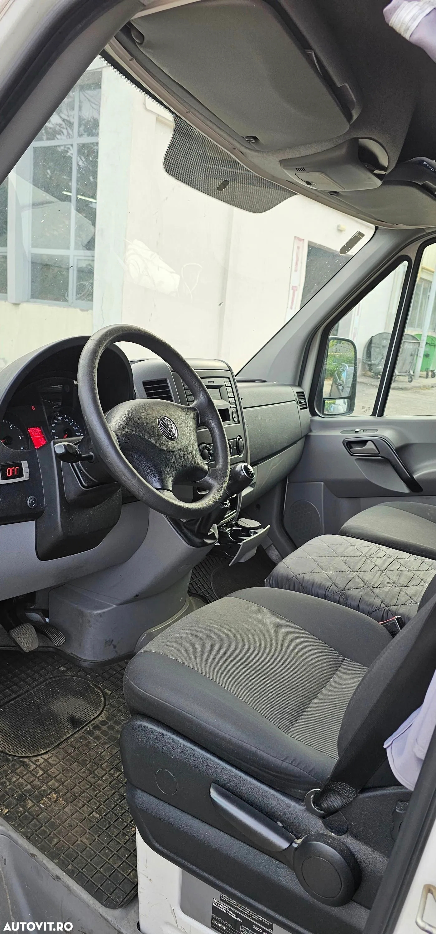 Volkswagen CRAFTER - 2