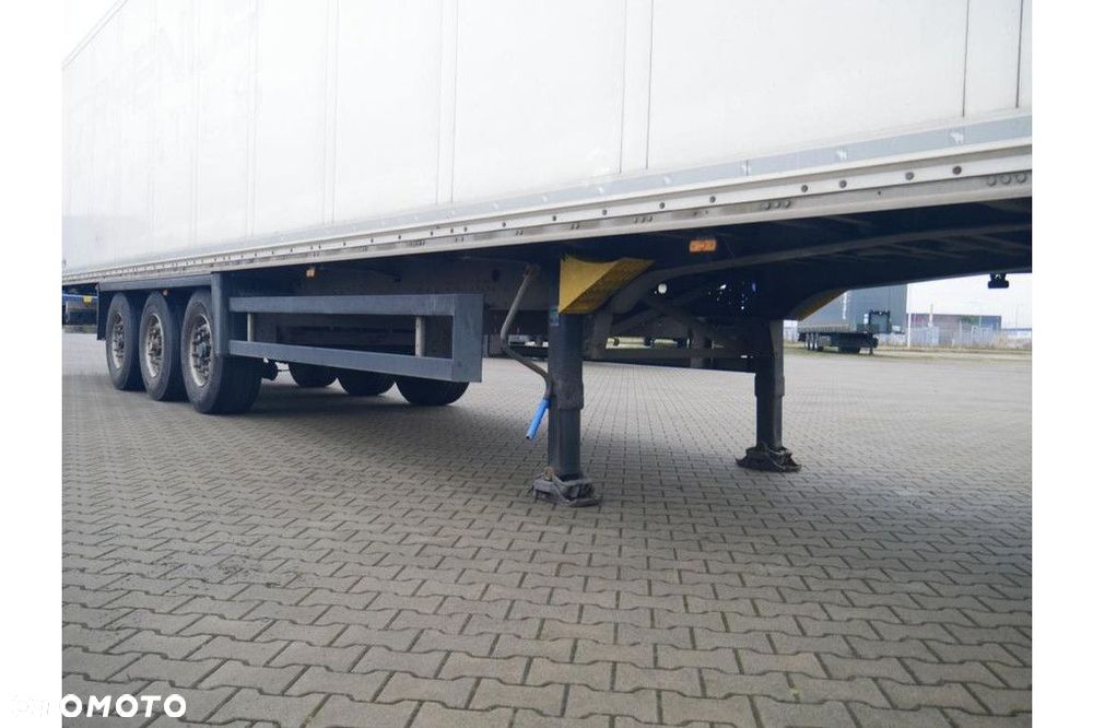 Schmitz Cargobull Trailer Van Light Insulated Double deck Straight - 4