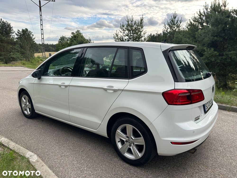 Volkswagen Golf - 16