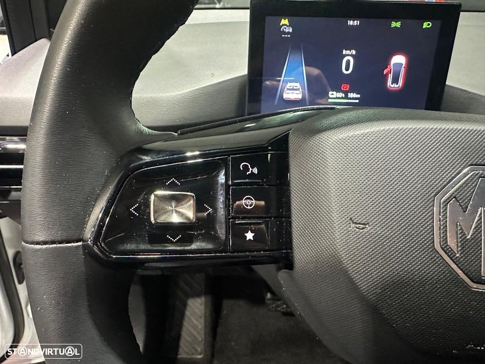 MG MG4 51 kWh Standard - 45