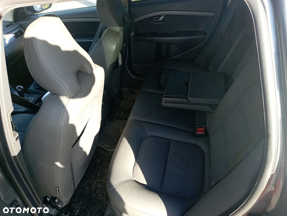 Volvo V70 2.0 - 5