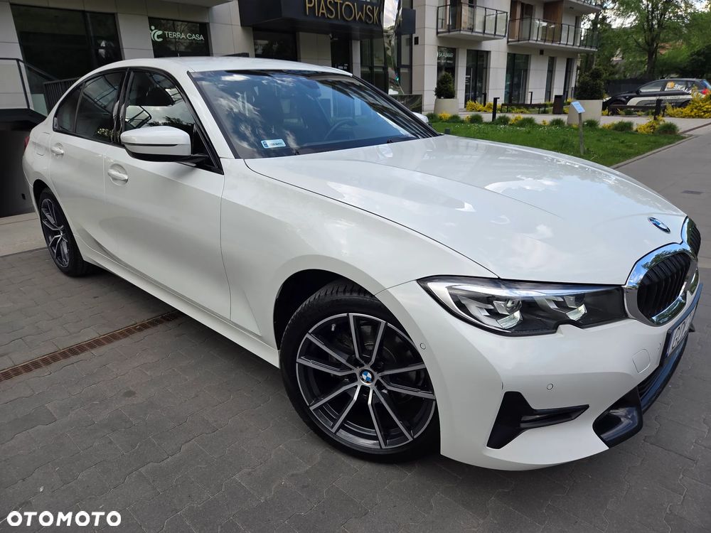 BMW Seria 3 320i xDrive - 12