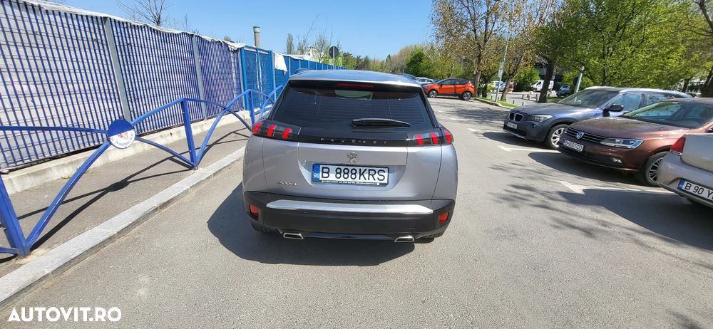Peugeot 2008 1.2 PureTech Turbo S&S Allure - 4