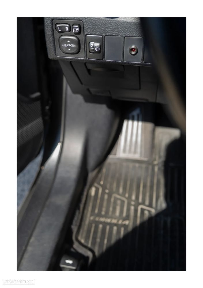 Toyota Corolla 1.4 D-4D Comfort+VSC+PM - 4