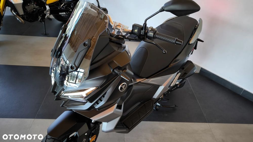 VOGE SR1 ADV - 11