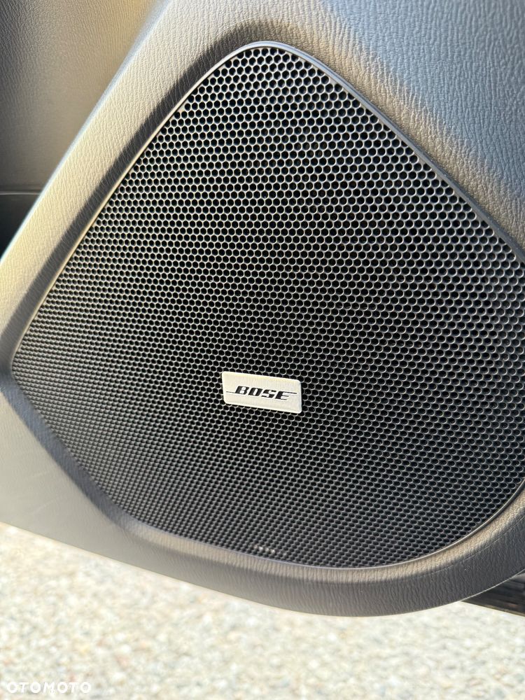 Mazda 3 SKYACTIV-G 2.0 M-Hybrid SELECTION - 35