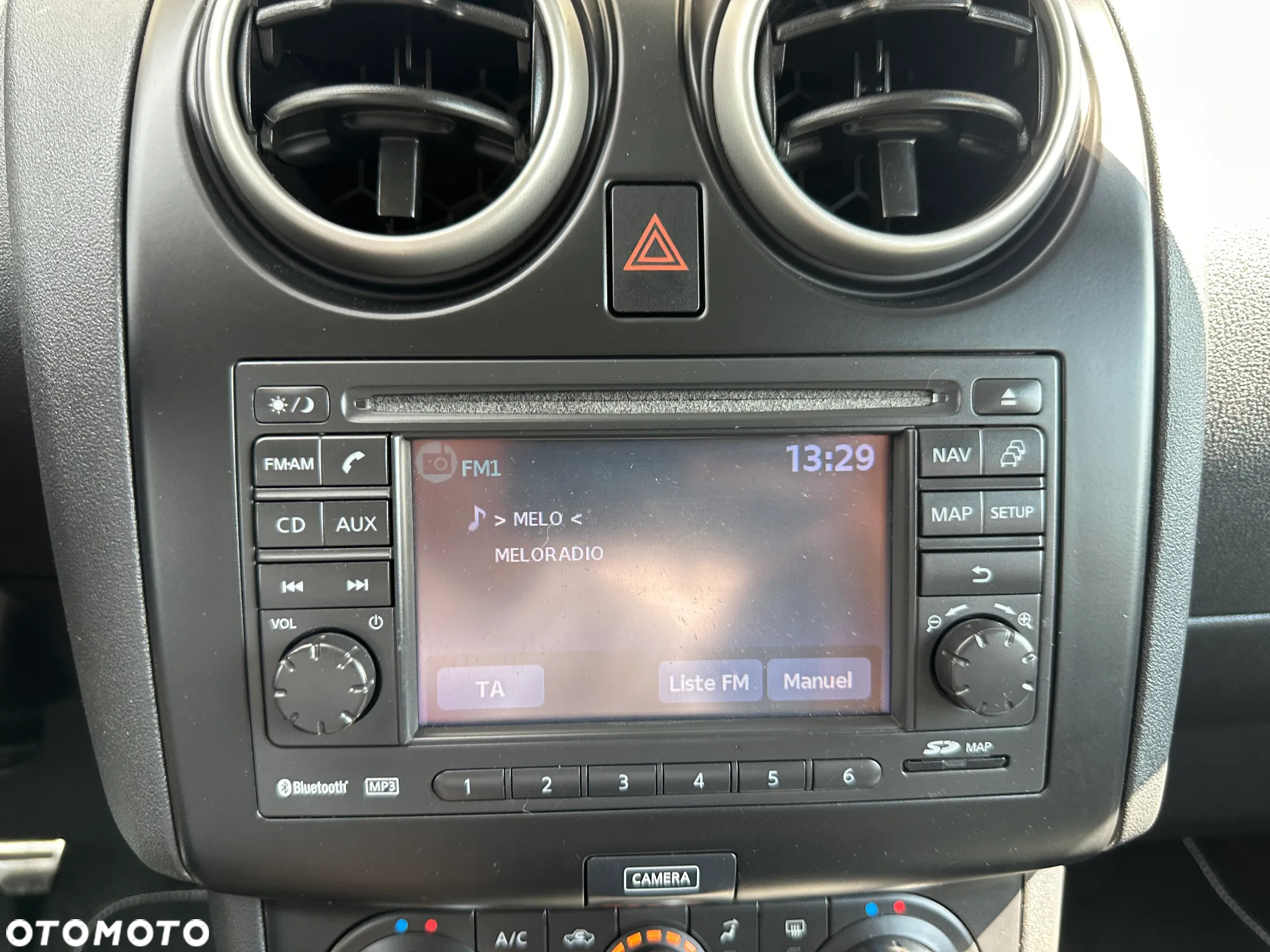 Nissan Qashqai 1.6 dCi DPF I-Way - 27