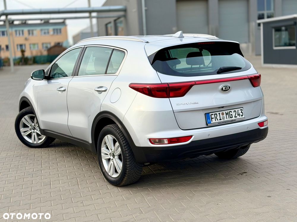 Kia Sportage 1.6 GDI 2WD Attract - 4