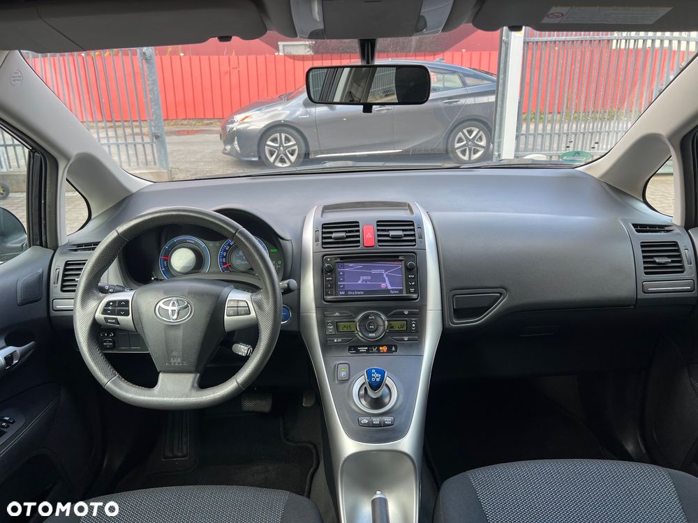 Toyota Auris 1.8 HSD Luna - 22