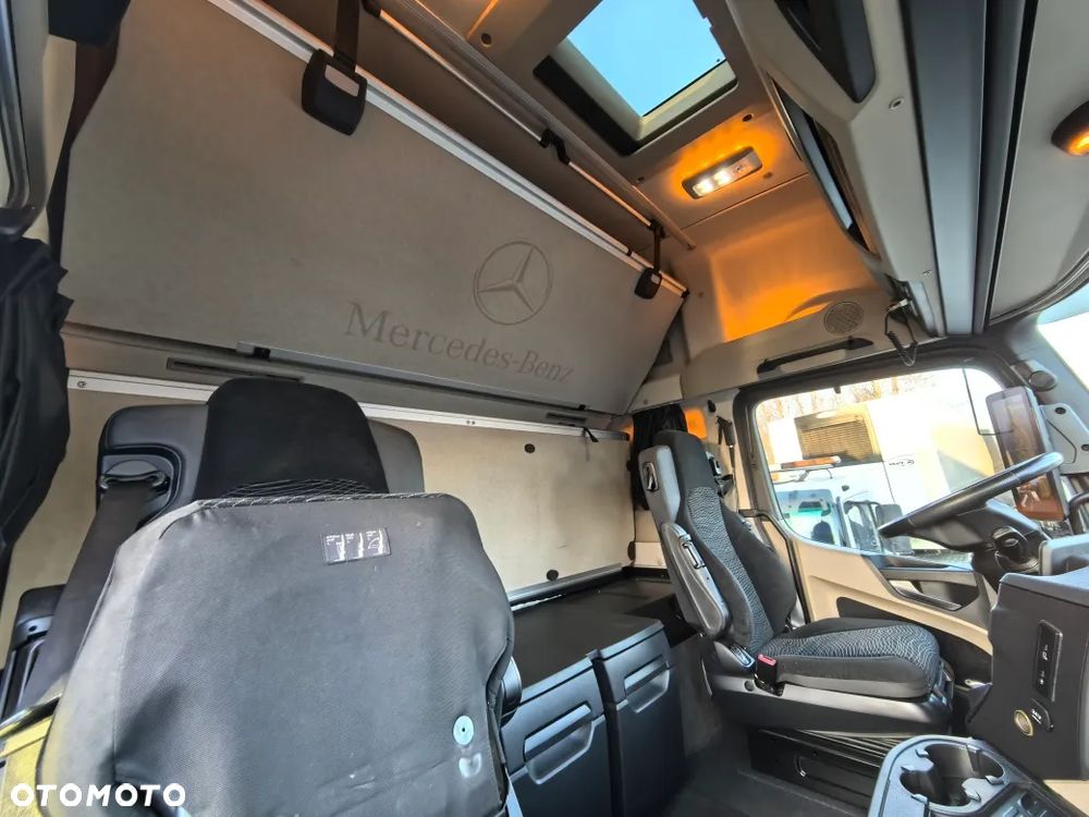 Mercedes-Benz Actros 1845 LS * GigaSpace * Bi-Xenon * MirrorCam * Klima postojowa * Zbiorniki 1250l * - 32