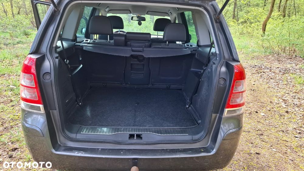 Opel Zafira 1.8 - 16