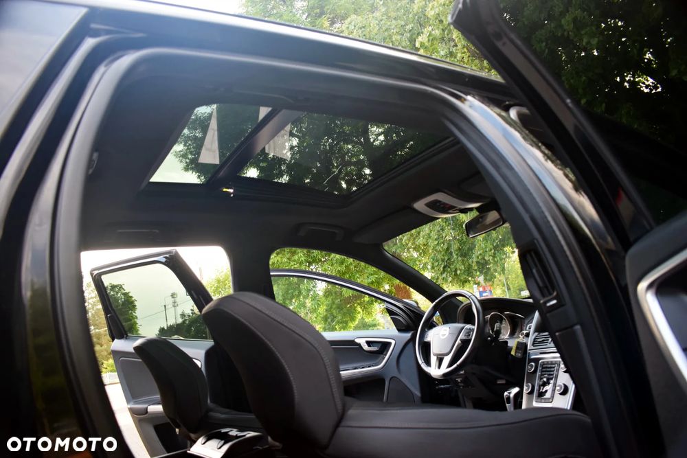 Volvo XC 60 D4 Drive-E Momentum - 35