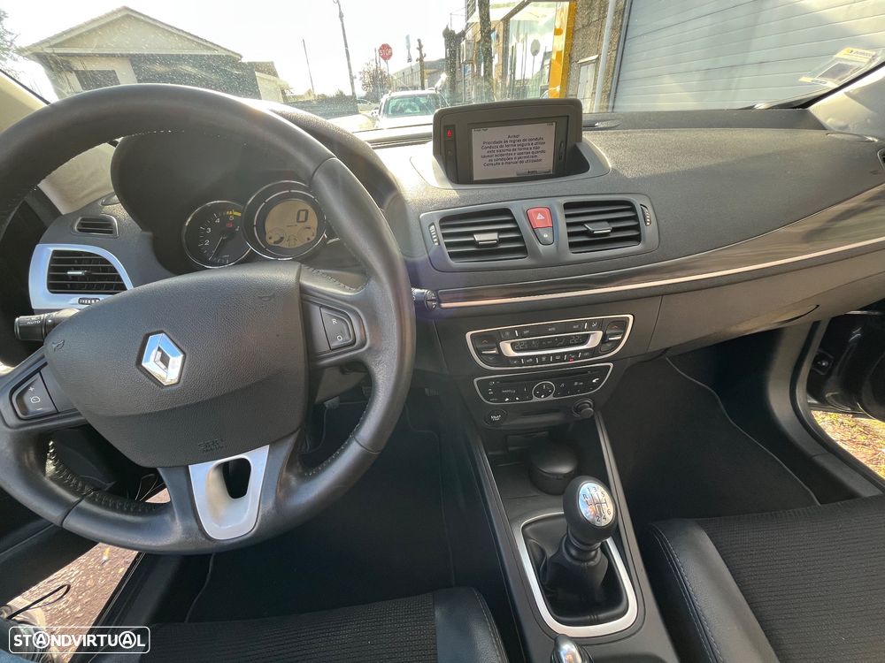 Renault Mégane Coupe 1.5 dCi Dynamique - 11