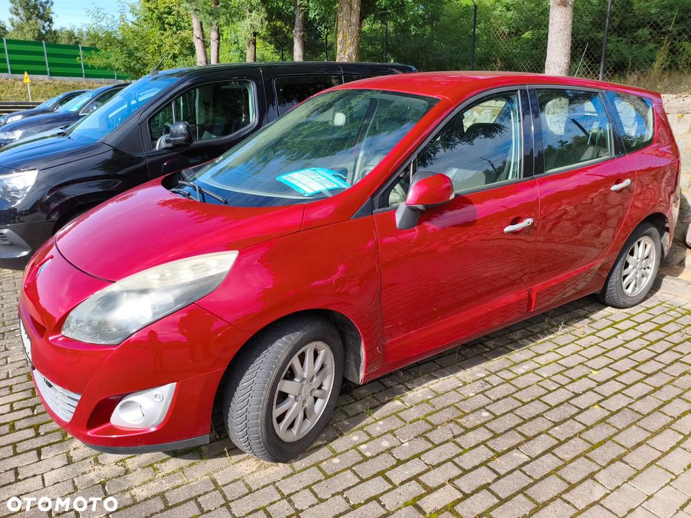 Renault Scenic 2010 photo 4