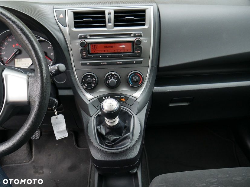 Toyota Verso S - 13