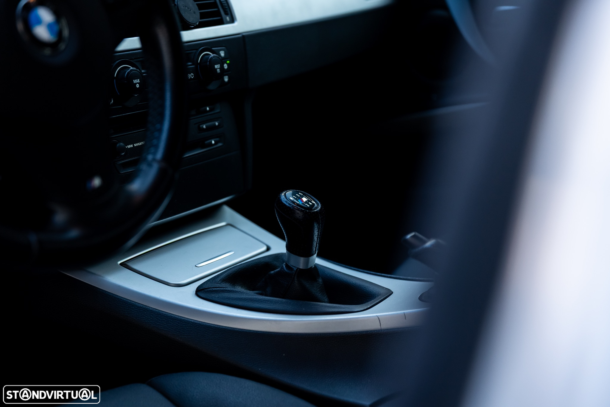 BMW 320 d Touring Navigation Sport - 24