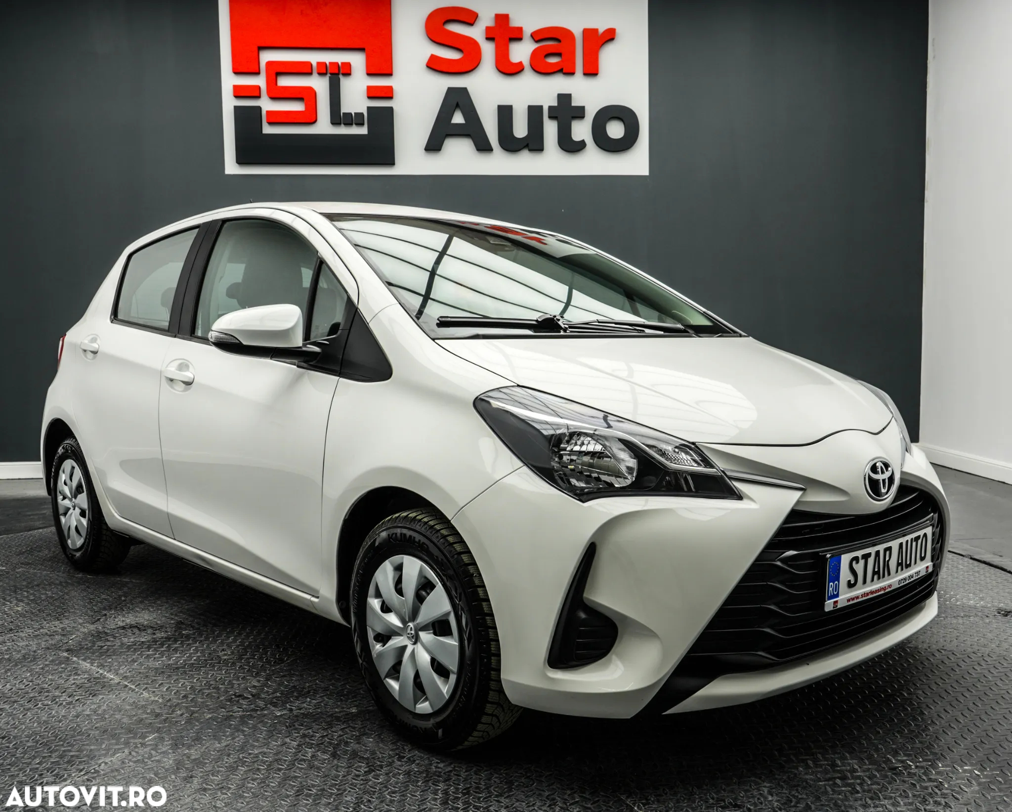 Toyota Yaris 1.0 L Eco - 4