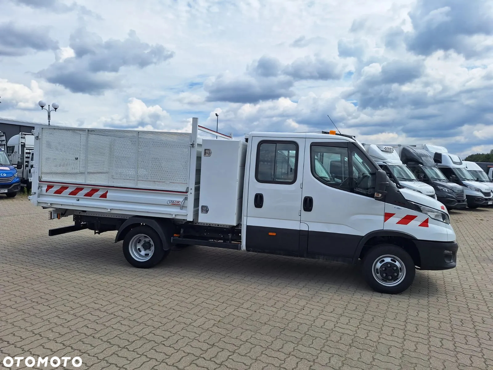 Iveco 35C16 3.0L Wywrotka Doka - 3