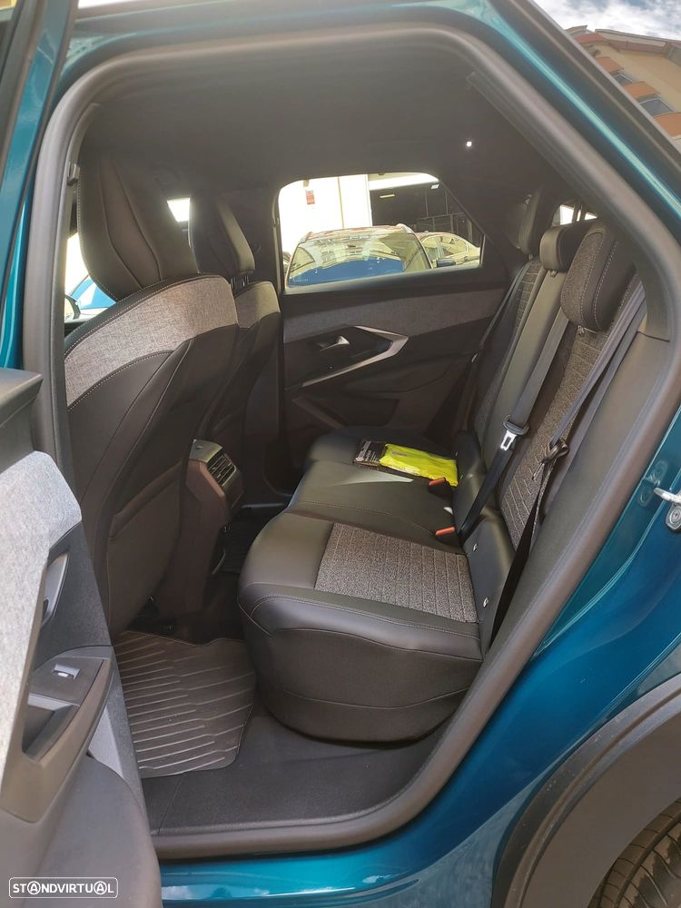 Peugeot 3008 1.6 Hybrid Allure Pack e-EAT8 - 16